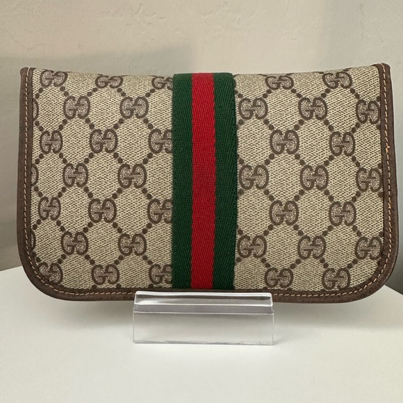 Gucci Accessory Sherry Line Clutch Bag - Picture 2 of 11